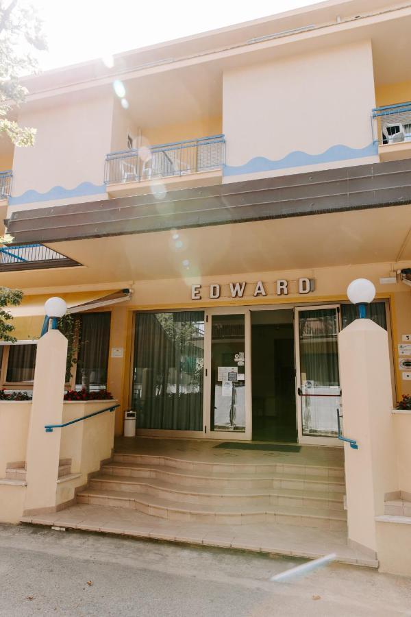 Hotel Edward Беллария-Иджеа-Марина Экстерьер фото
