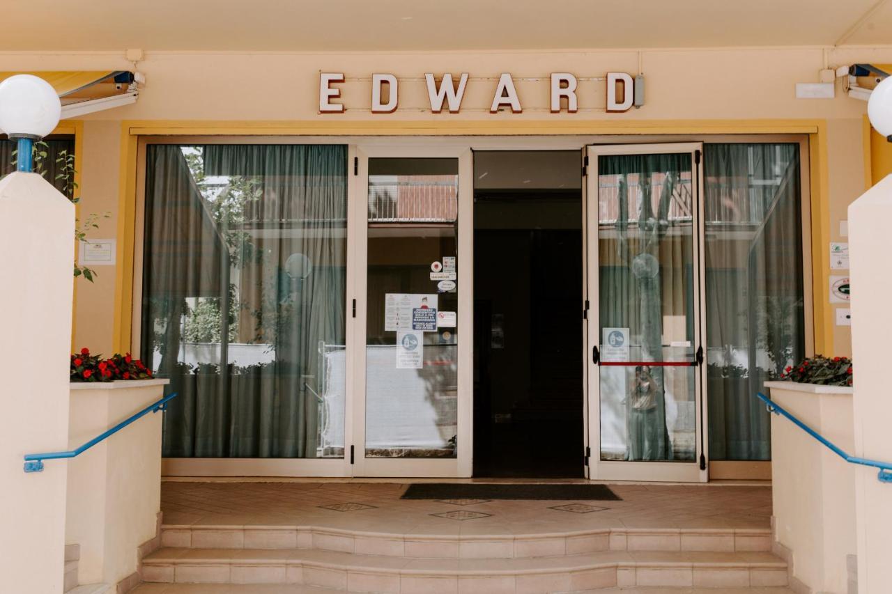 Hotel Edward Беллария-Иджеа-Марина Экстерьер фото